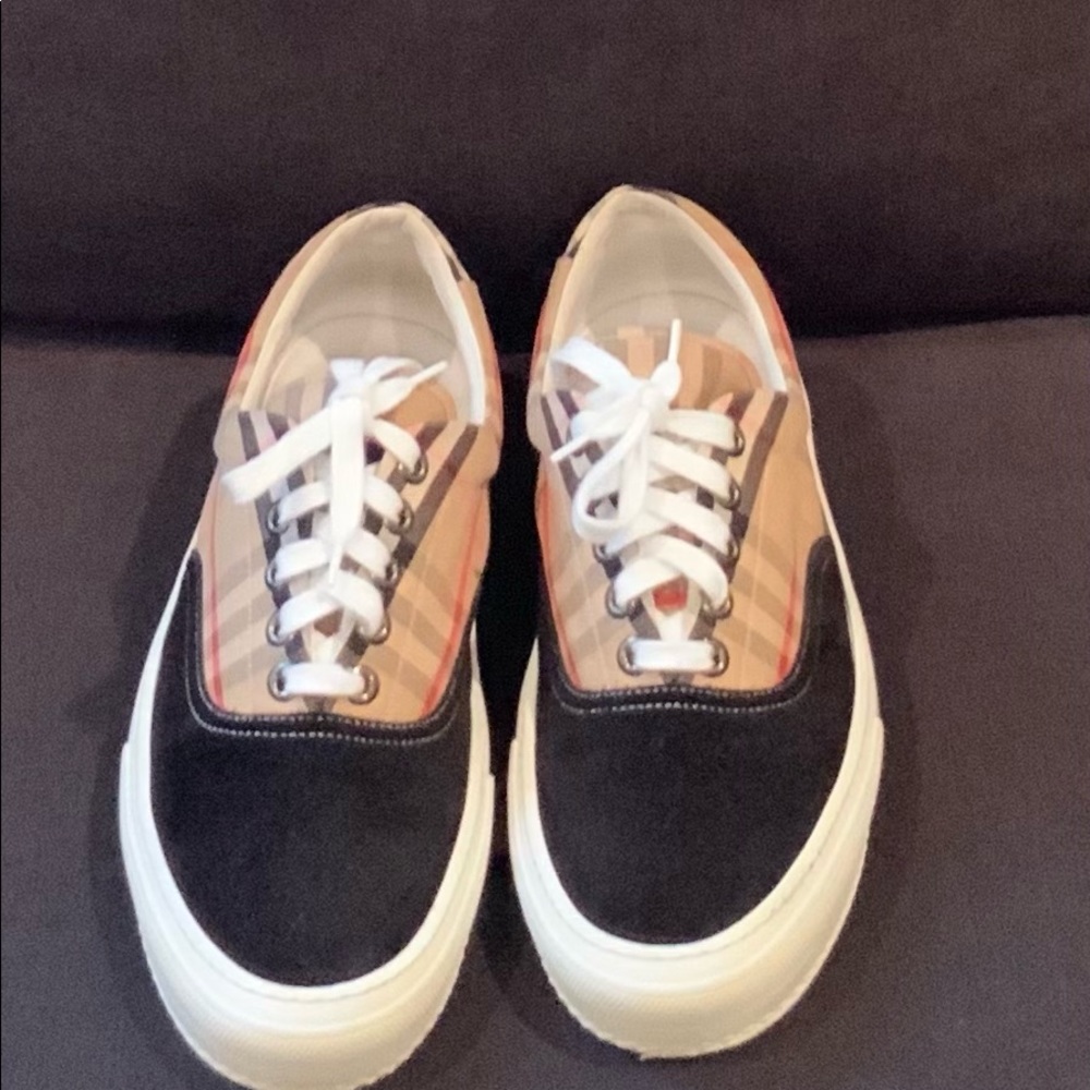 Burberry men’s sneakers size 11